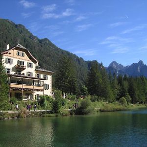 Hotel Baur Am See